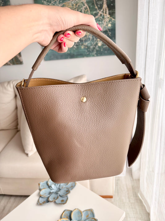 Bolso Bucket en piel