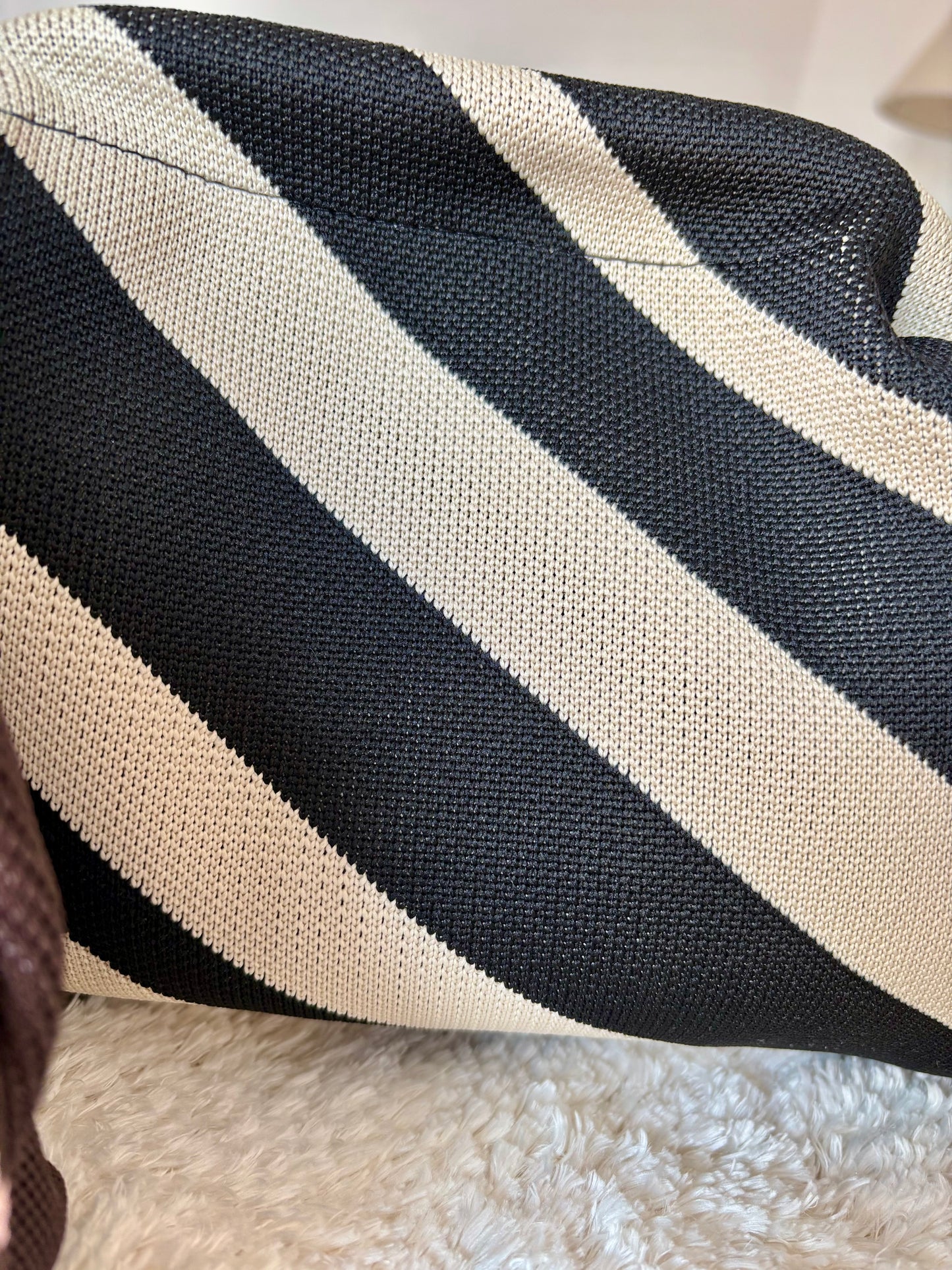 Bolso Clutch Rayas